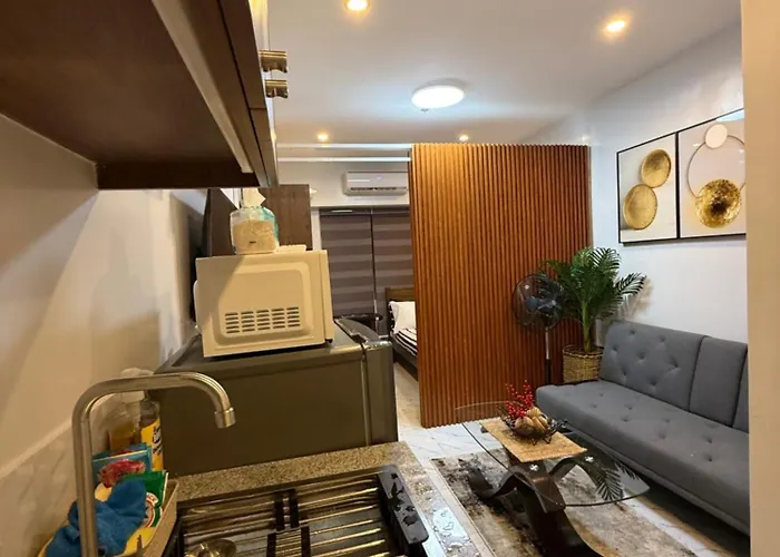 Aparthotel The Cozy Corner At Victoria Along Edsa Quezon